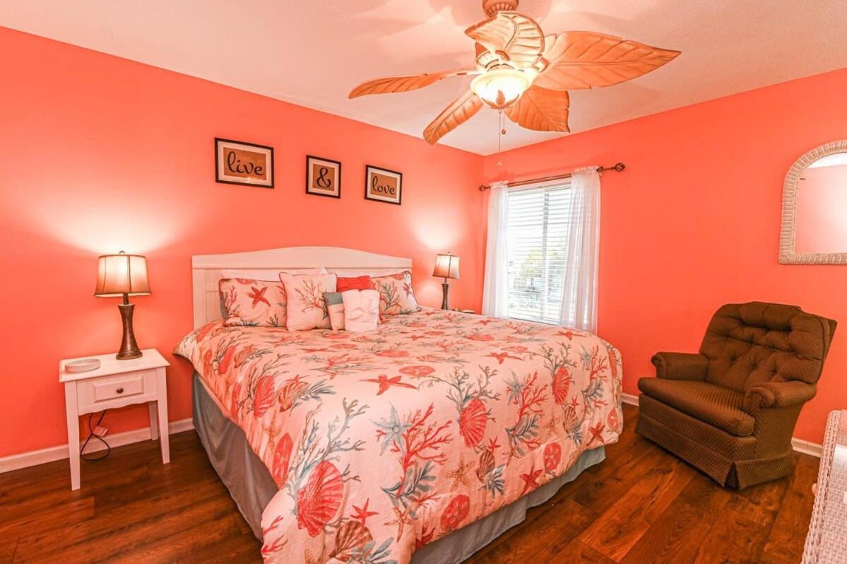Island Breeze W Pool Holiday home Myrtle Beach